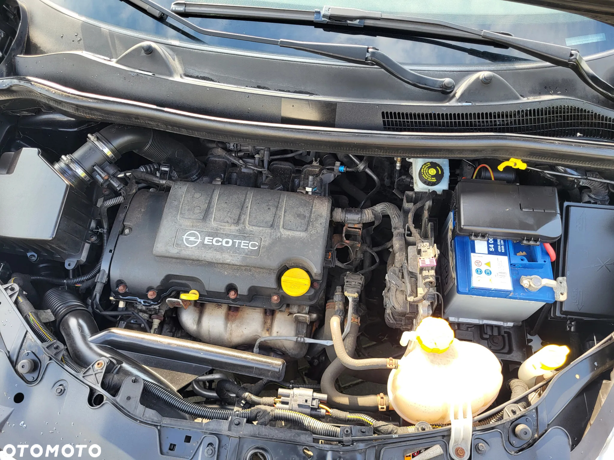 Opel Corsa 1.4 16V 150 Jahre - 24