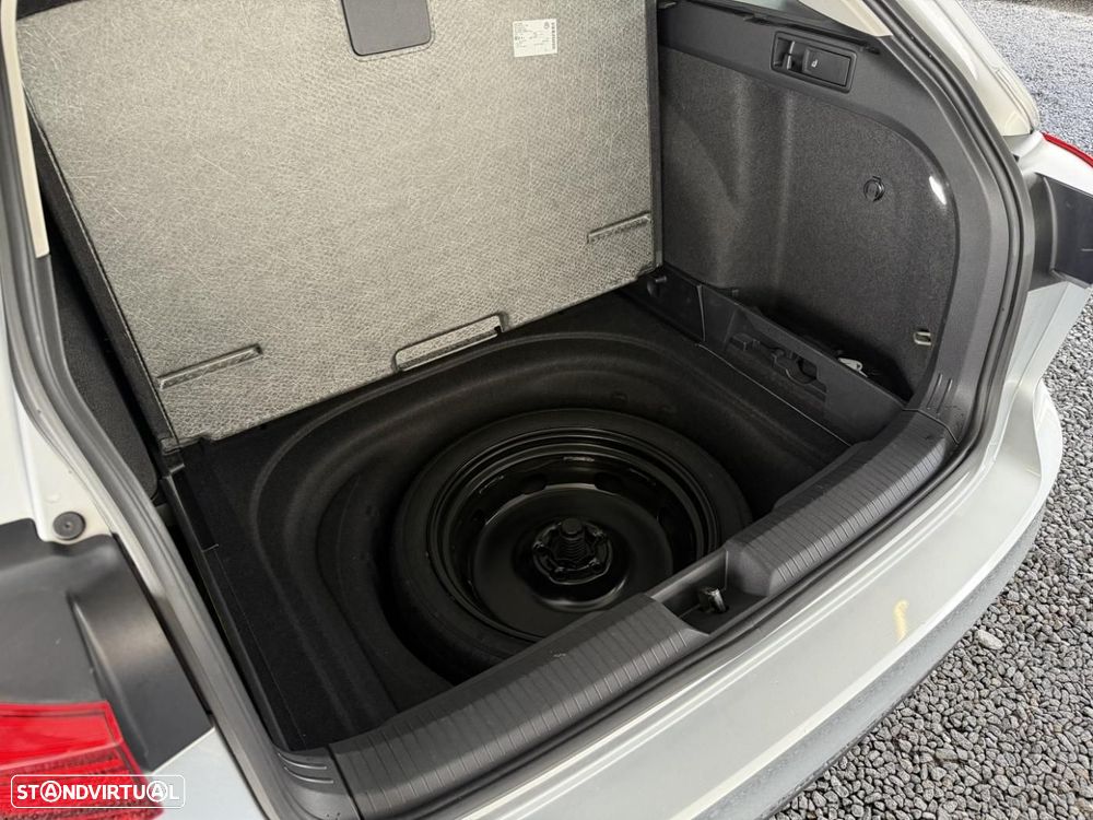 VW Golf Variant 1.0 TSI Confortline DSG - 43