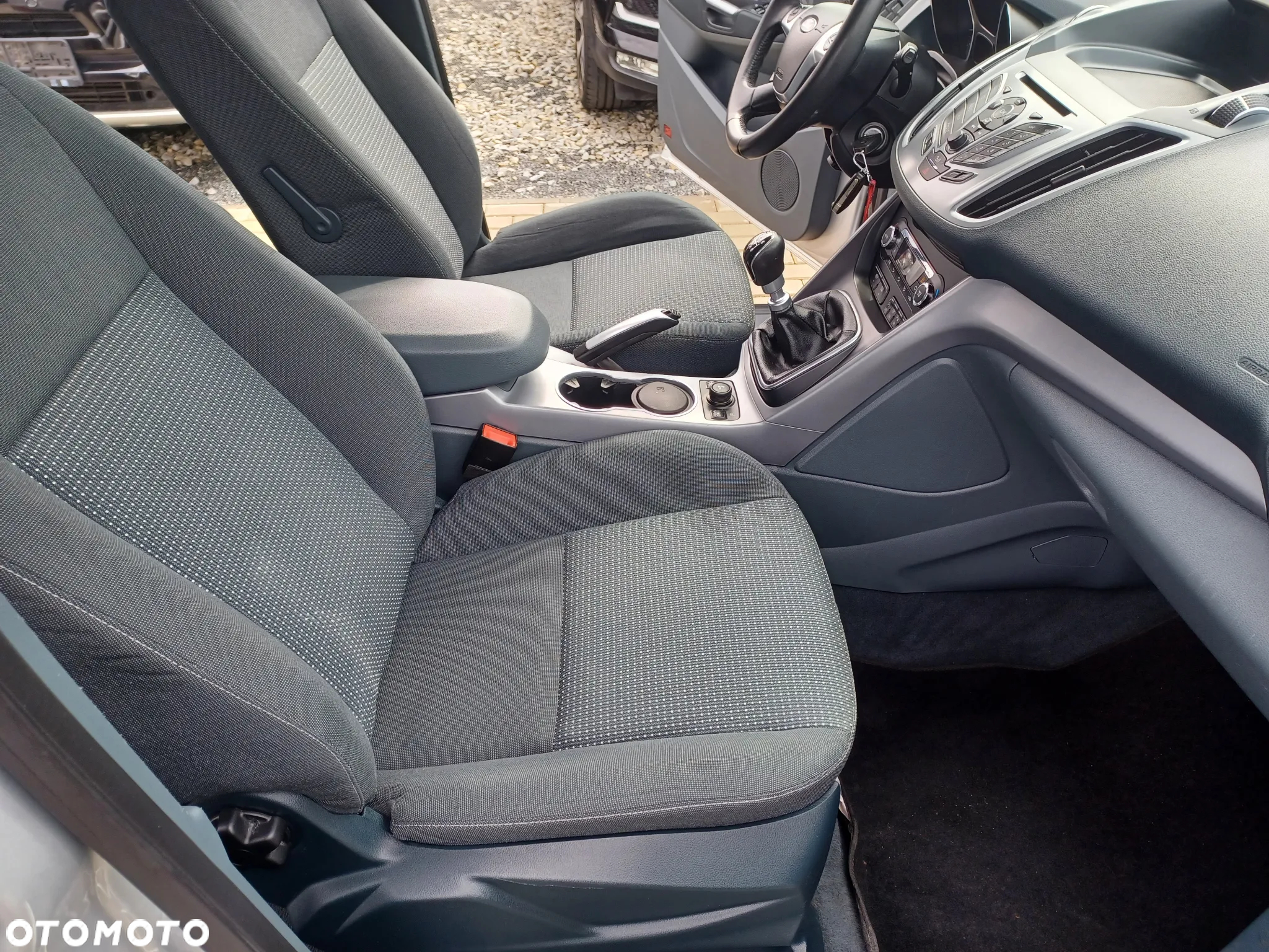 Ford C-MAX 1.0 EcoBoost Start-Stopp-System Business Edition - 17