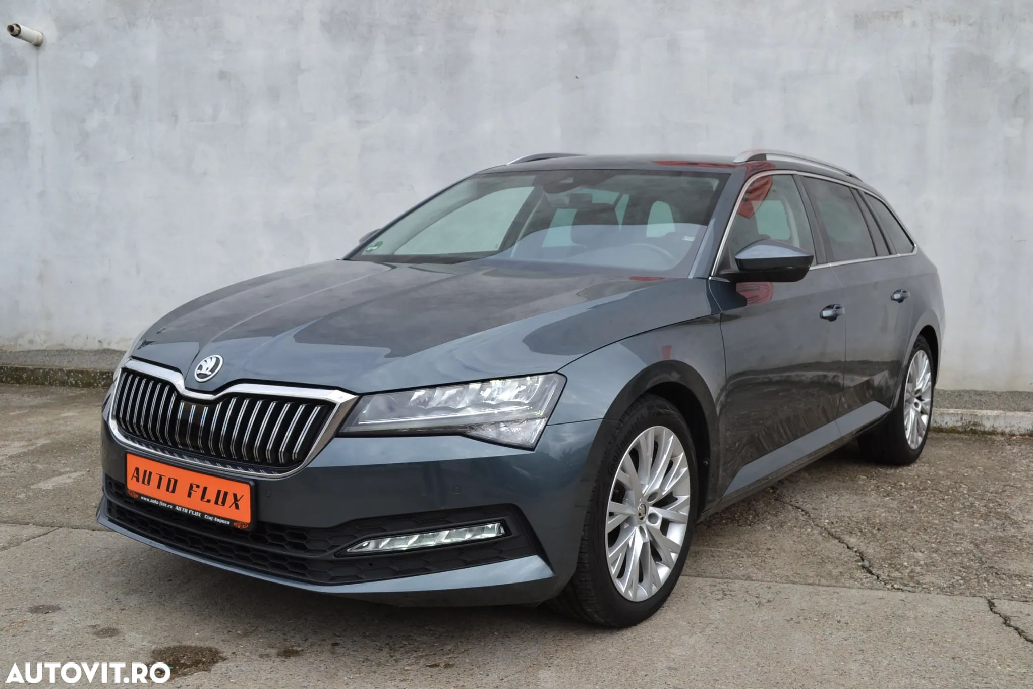 Skoda Superb 2.0 TDI 4x4 DSG Ambition - 1