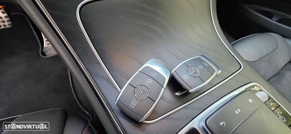 Mercedes-Benz GLC 300 ver-e-4matic - 23