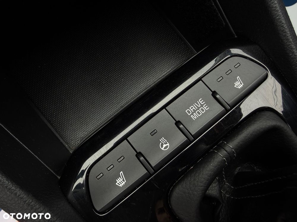 Kia Stonic 1.0 T-GDI M DCT - 31