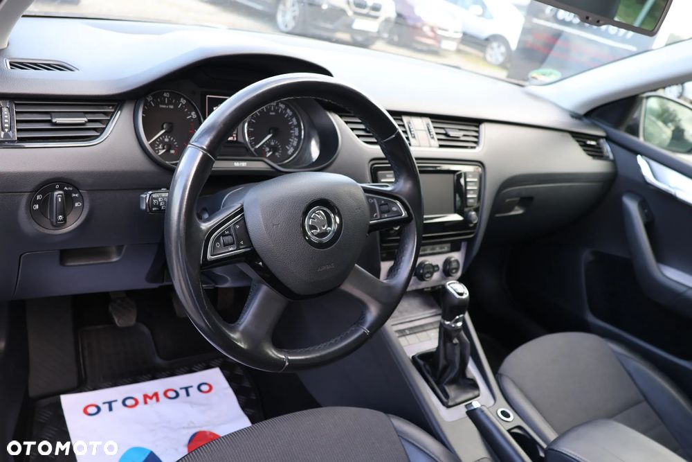 Skoda Octavia 1.4 TSI Ambition - 8