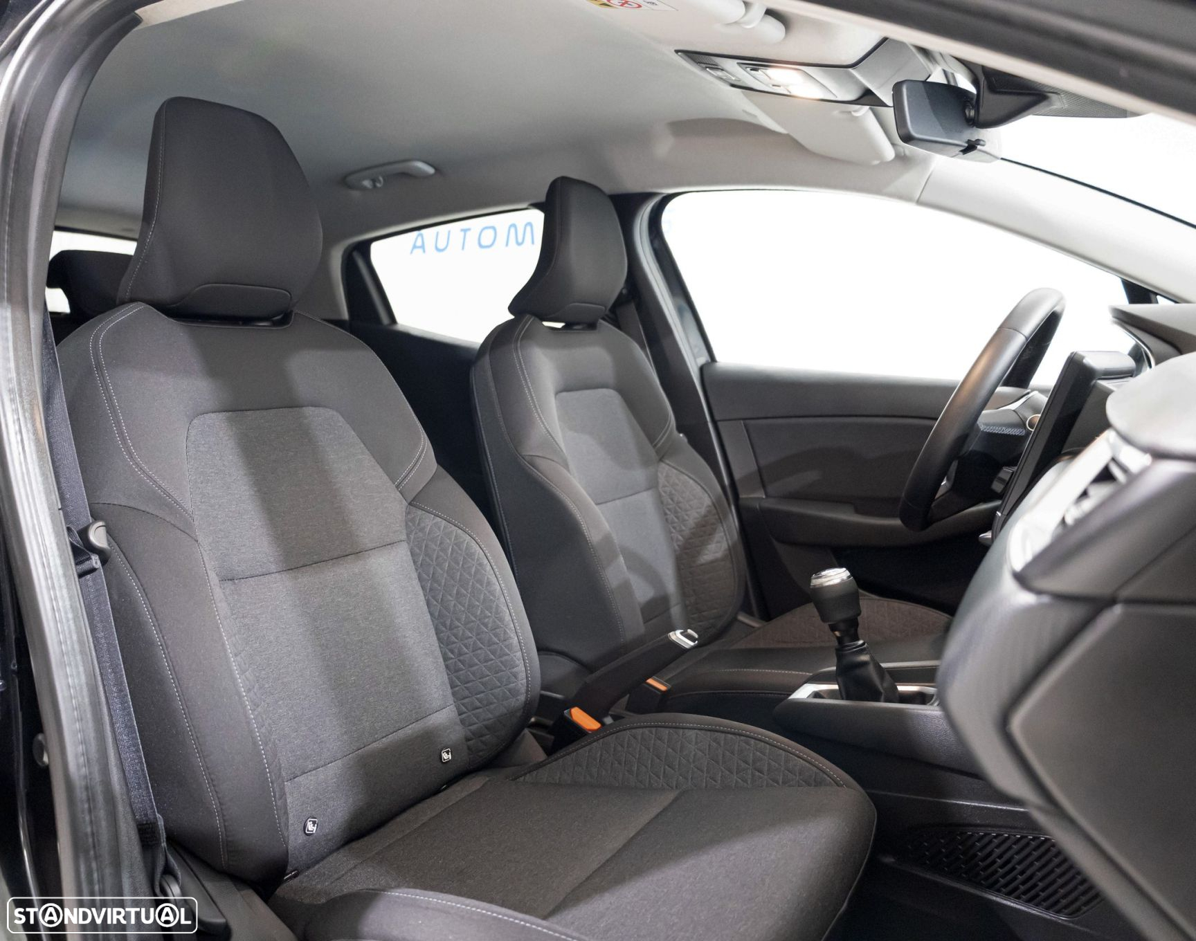 Renault Clio 1.0 TCe Limited Bi-Fuel - 13