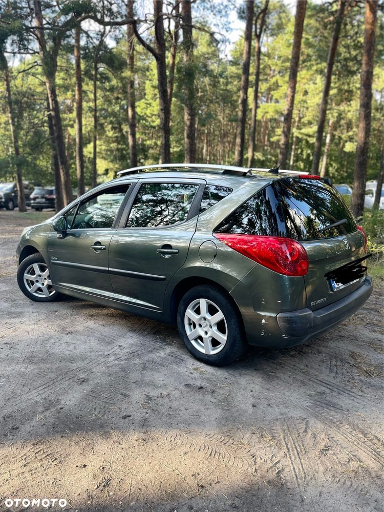Peugeot 207 - 3