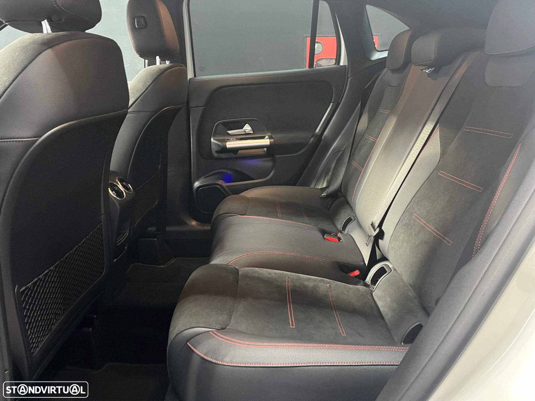 Mercedes-Benz GLA 250 - 11