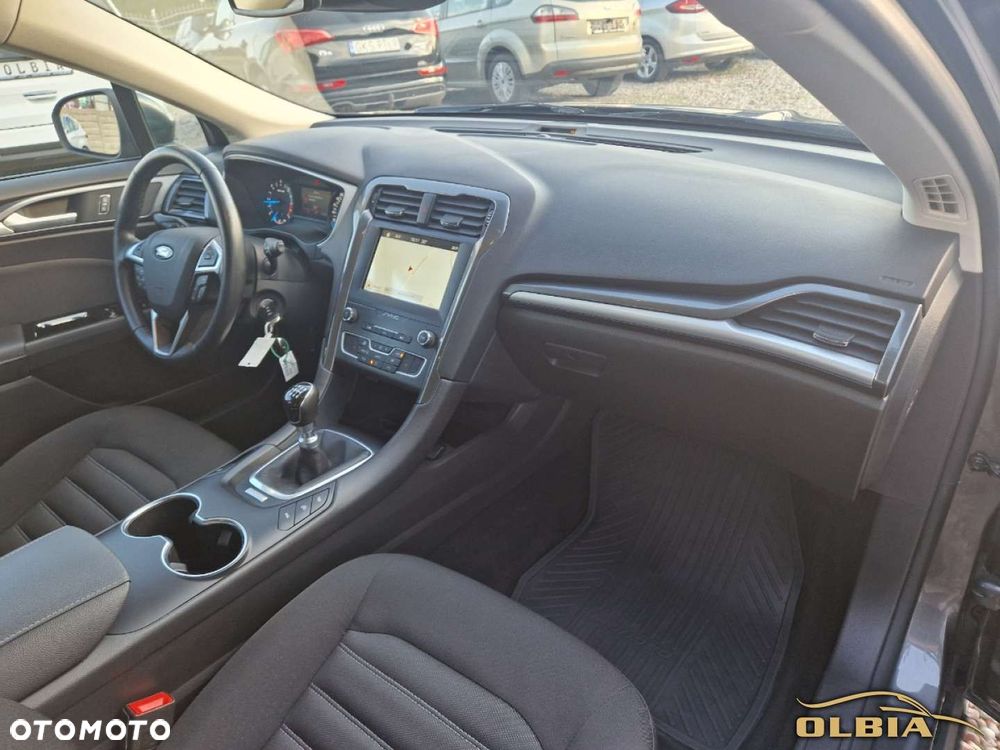 Ford Mondeo - 25