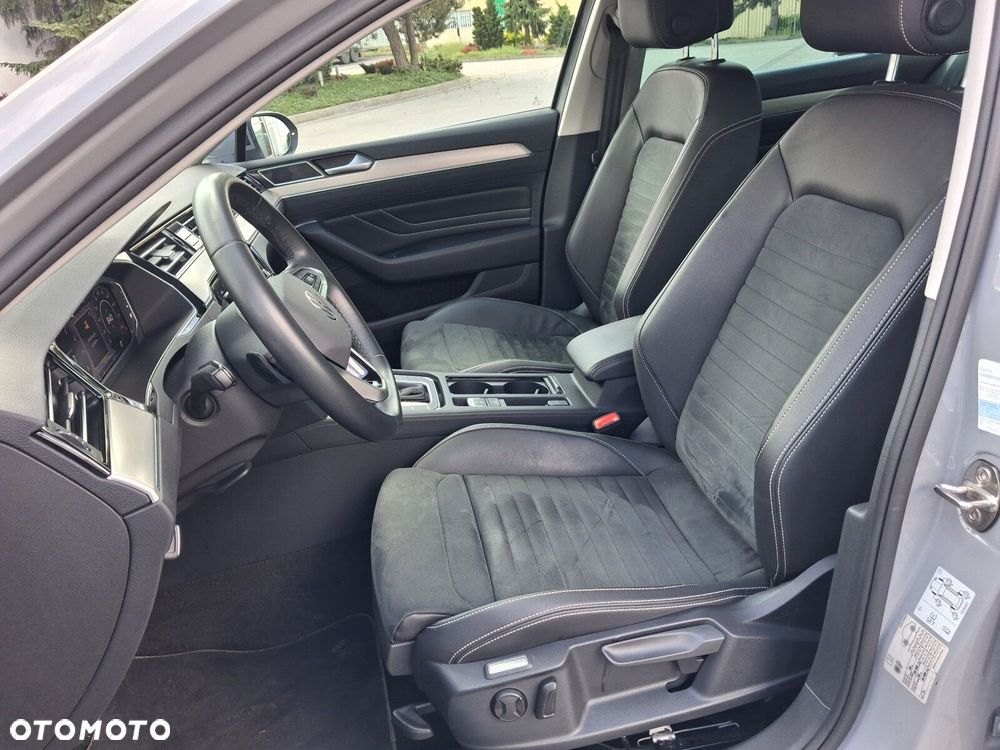Volkswagen Passat - 10