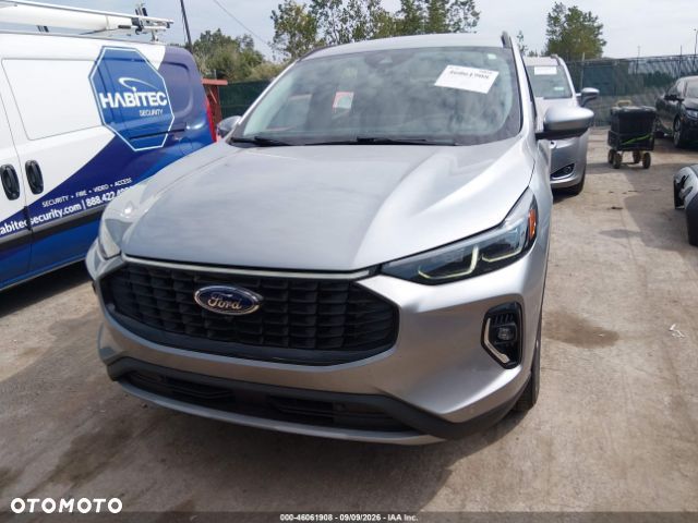 Ford Escape - 7