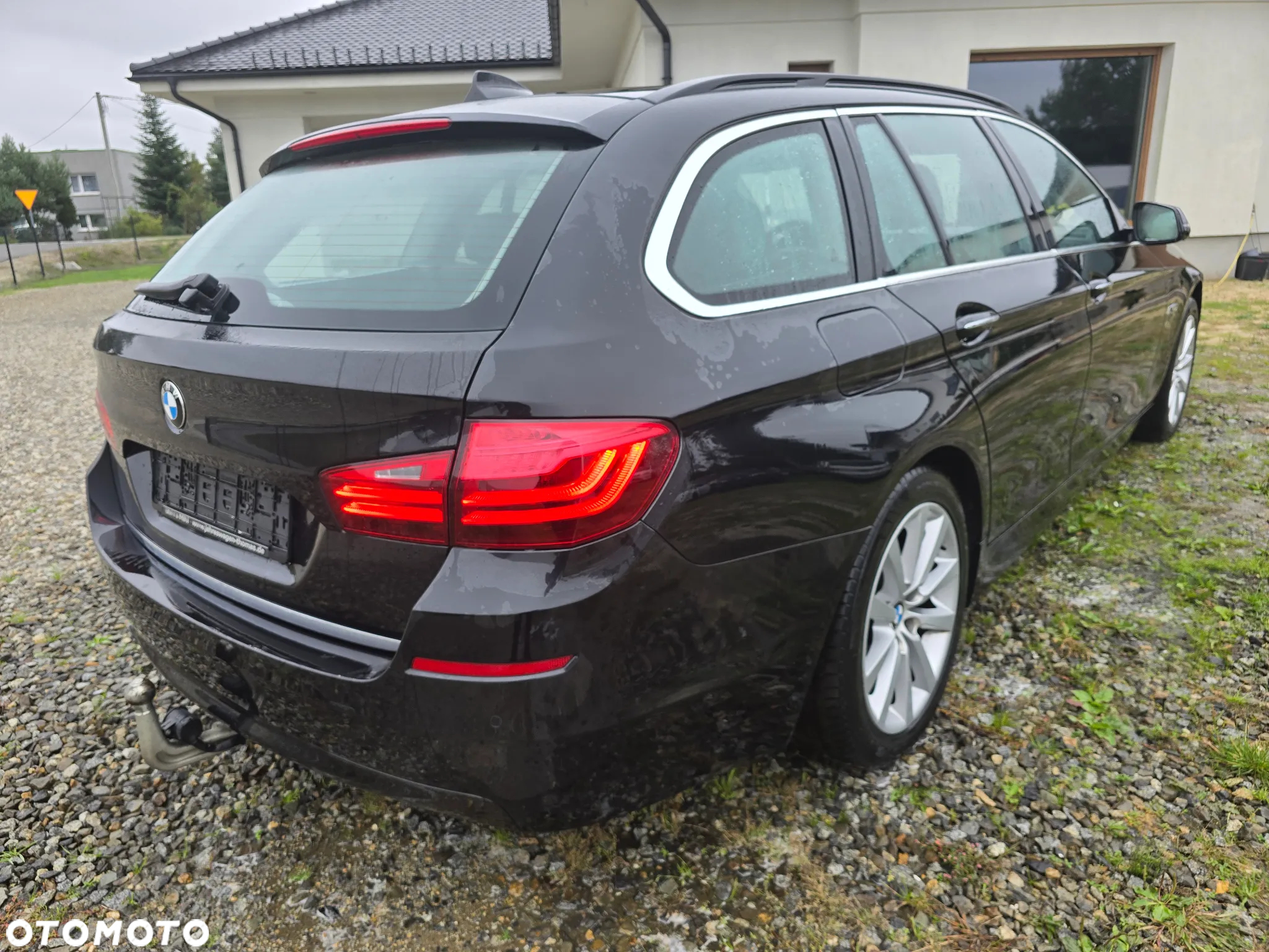 BMW Seria 5 530d Touring Luxury Line - 3