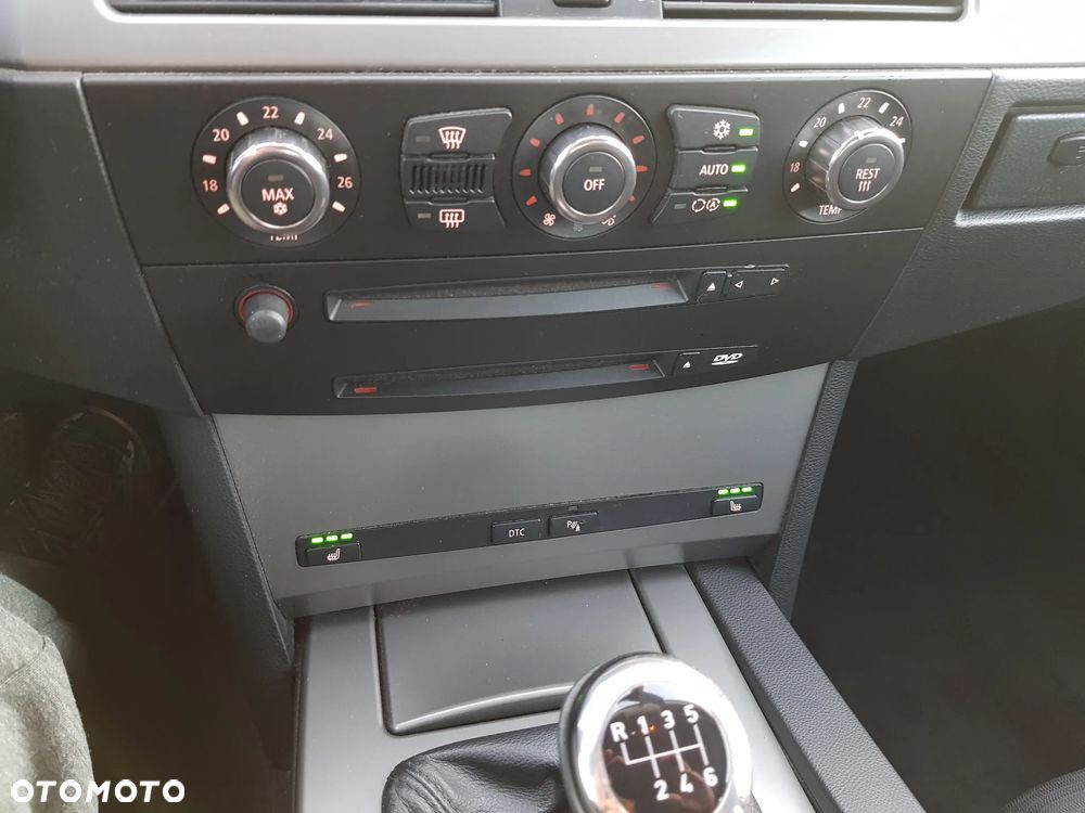 BMW Seria 5 520d - 36