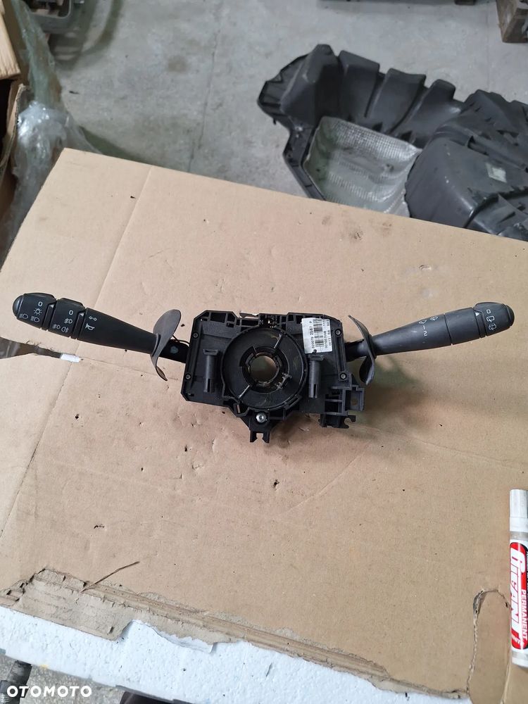 Dacia Sandero I 08-12 Przełącznik zespolony manetki taśma 8200792587 P logan