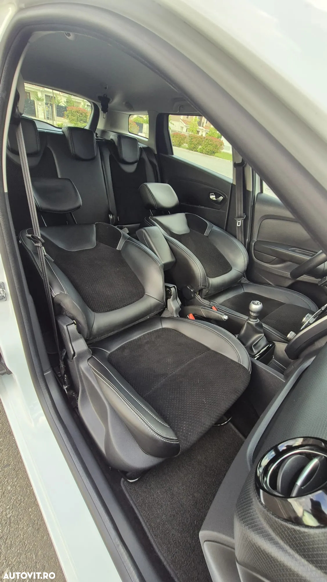 Renault Clio - 14