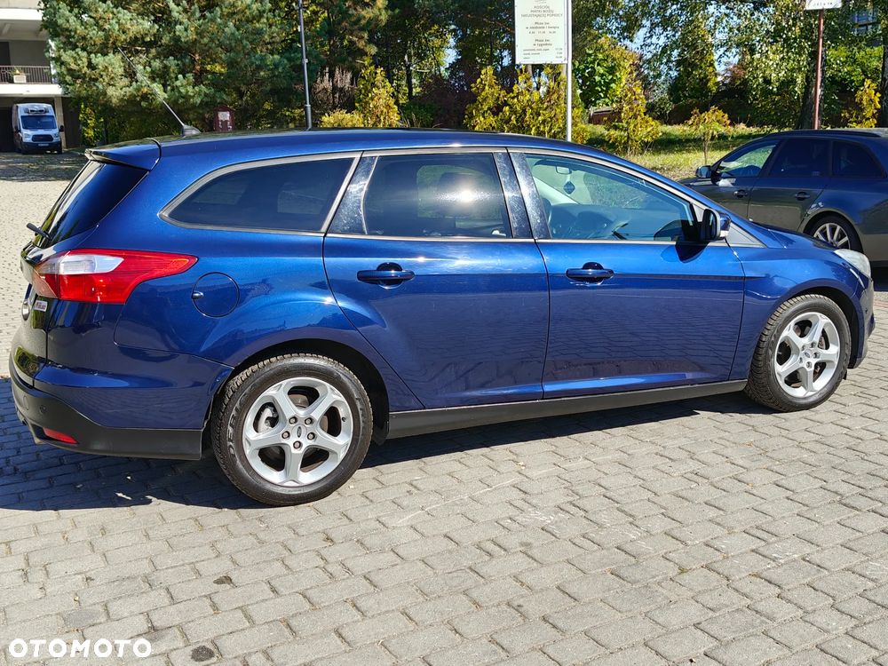 Ford Focus 2.0 TDCi DPF Titanium - 12