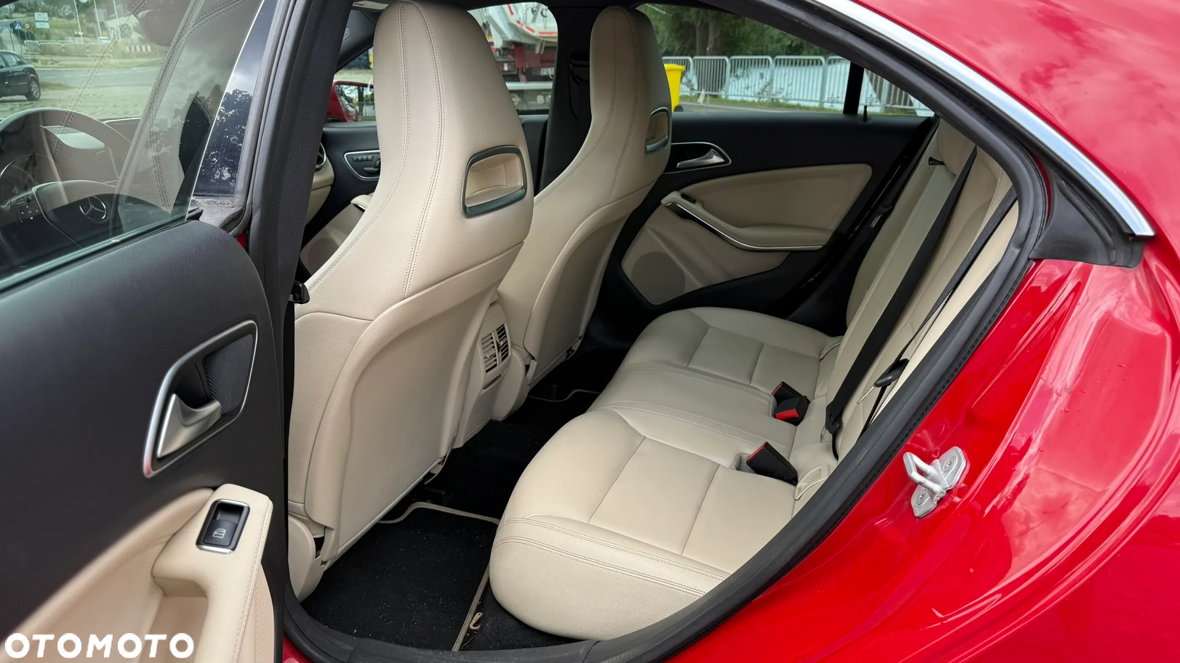 Mercedes-Benz CLA 250 4Matic 7G-DCT AMG Line - 11