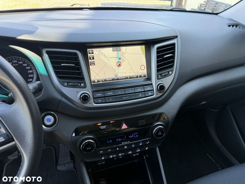 Hyundai Tucson blue 1.7 CRDi 2WD Passion - 17
