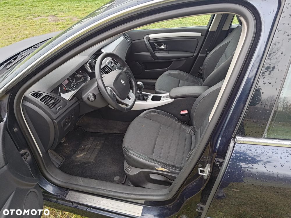 Renault Laguna - 10