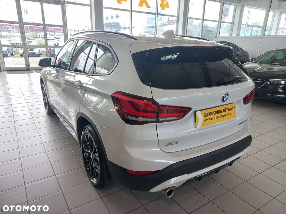 BMW X1 - 4