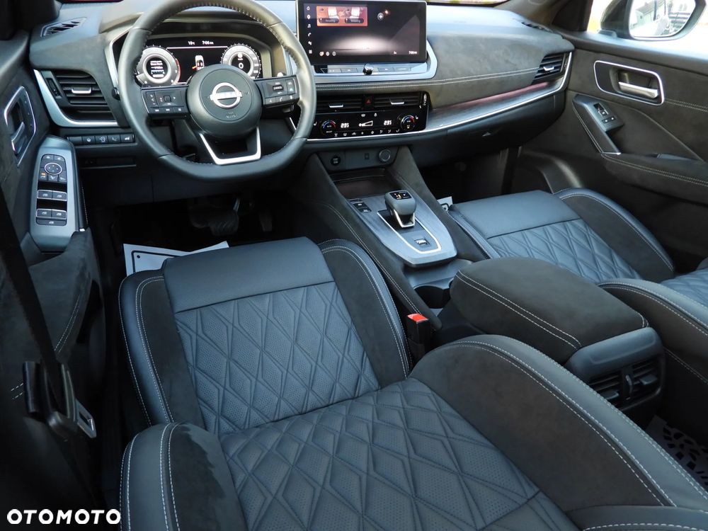 Nissan Qashqai 1.3 DIG-T MHEV Xtronic Tekna - 36