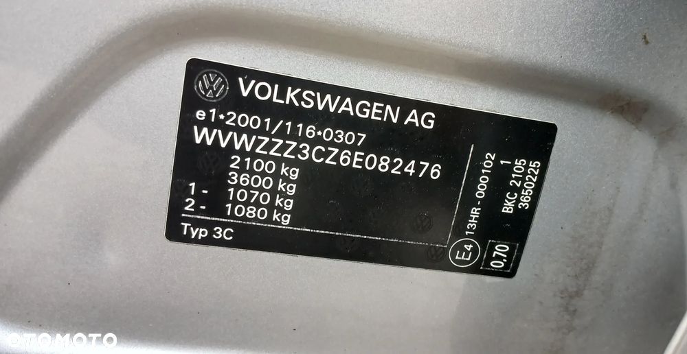 Volkswagen Passat - 24