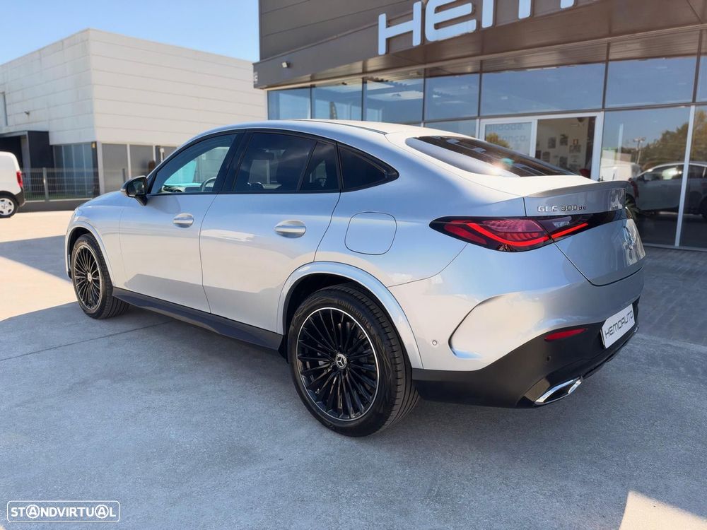Mercedes-Benz GLC 300 de Coupe 4Matic - 25