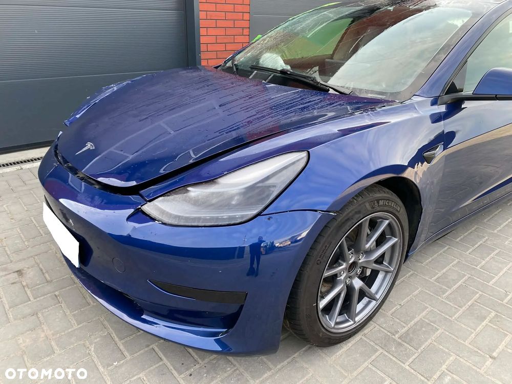 Tesla Model 3 Standard Hinterradantrieb - 25