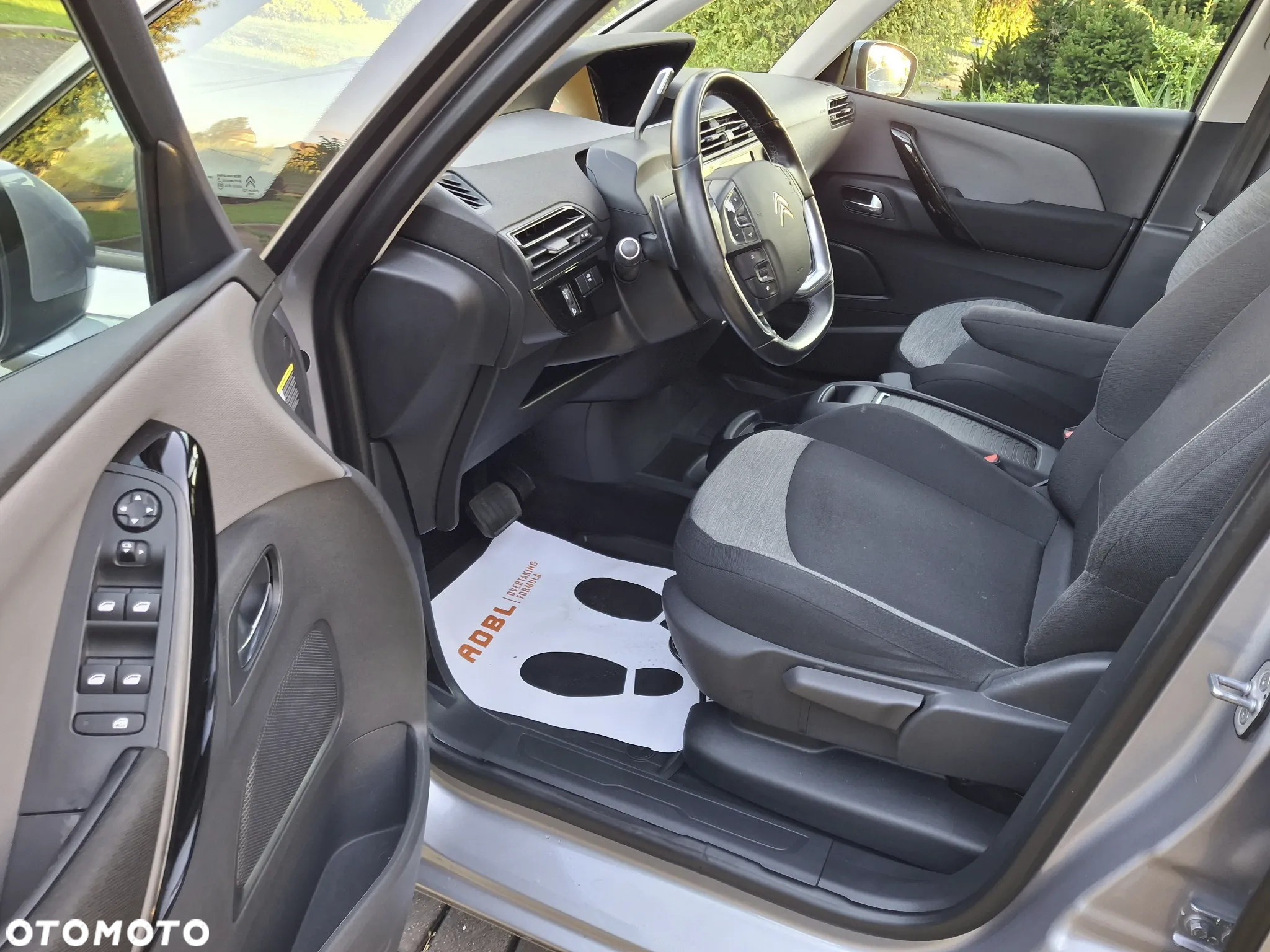 Citroën C4 SpaceTourer Grand 1.5 BlueHDi More Life S&S EAT8 - 10
