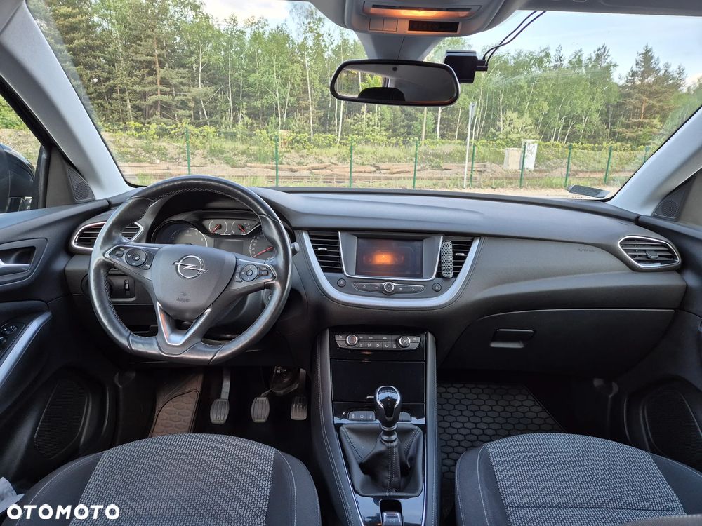 Opel Grandland X 1.2 T GPF Enjoy S&S - 10