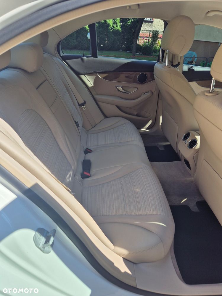 Mercedes-Benz Klasa C 180 7G-TRONIC - 6