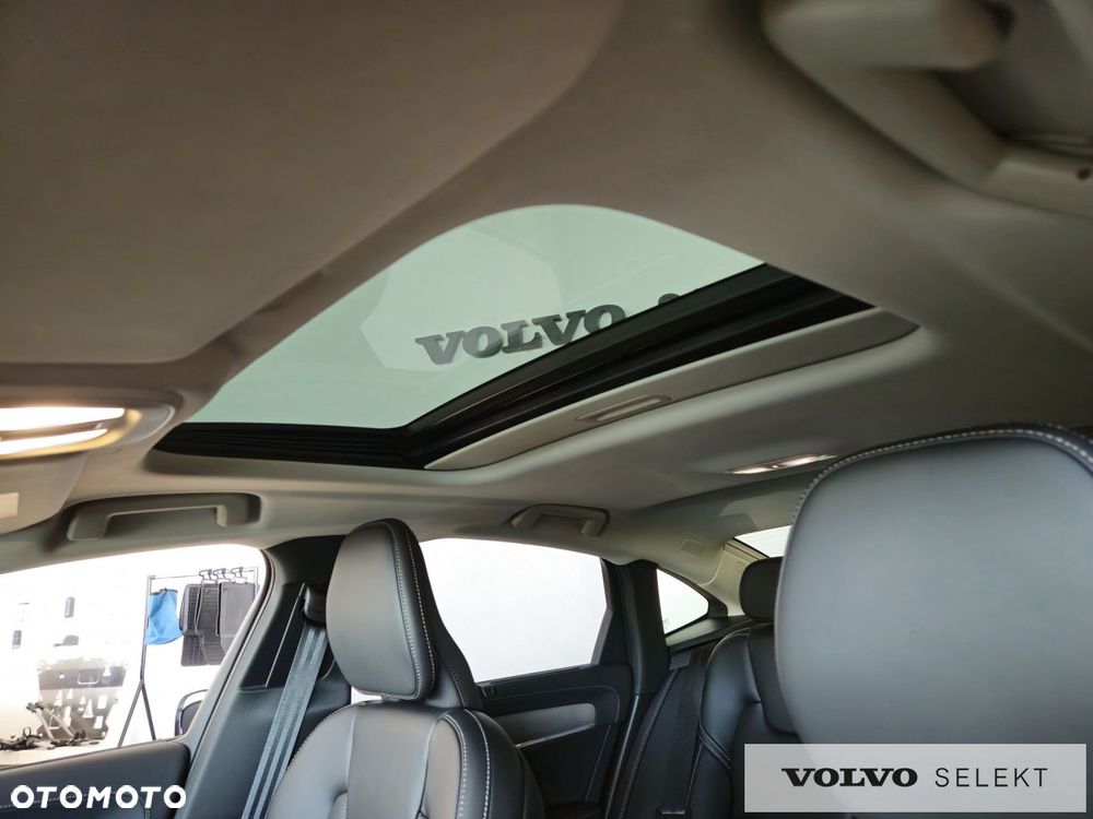 Volvo S90 - 26