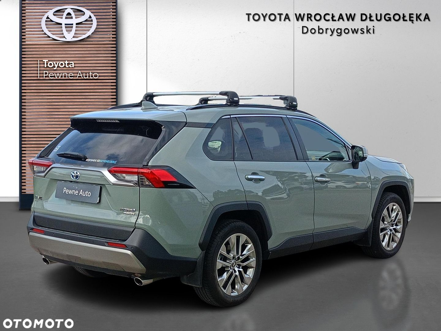Toyota RAV4 - 6