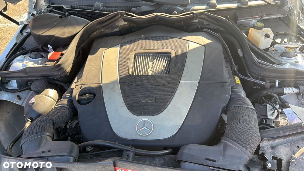 Mercedes-Benz Klasa C 230 7G-TRONIC - 23