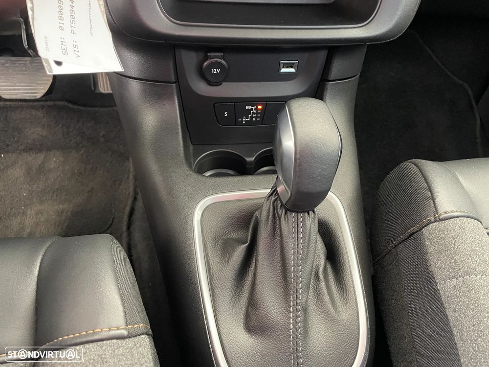 Citroën C3 1.2 PureTech Shine EAT6 - 21