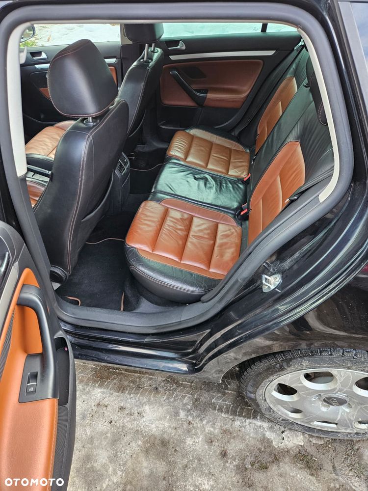 Volkswagen Golf 2.0 TDI Highline DSG - 18