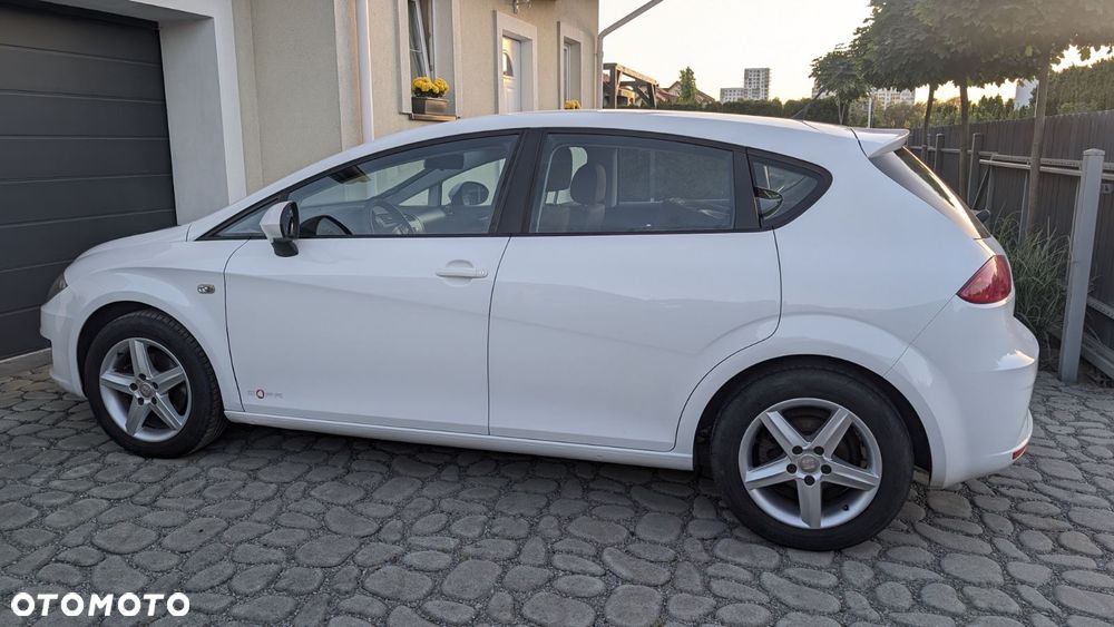 Seat Leon 1.6 TDI DPF Reference Copa - 4