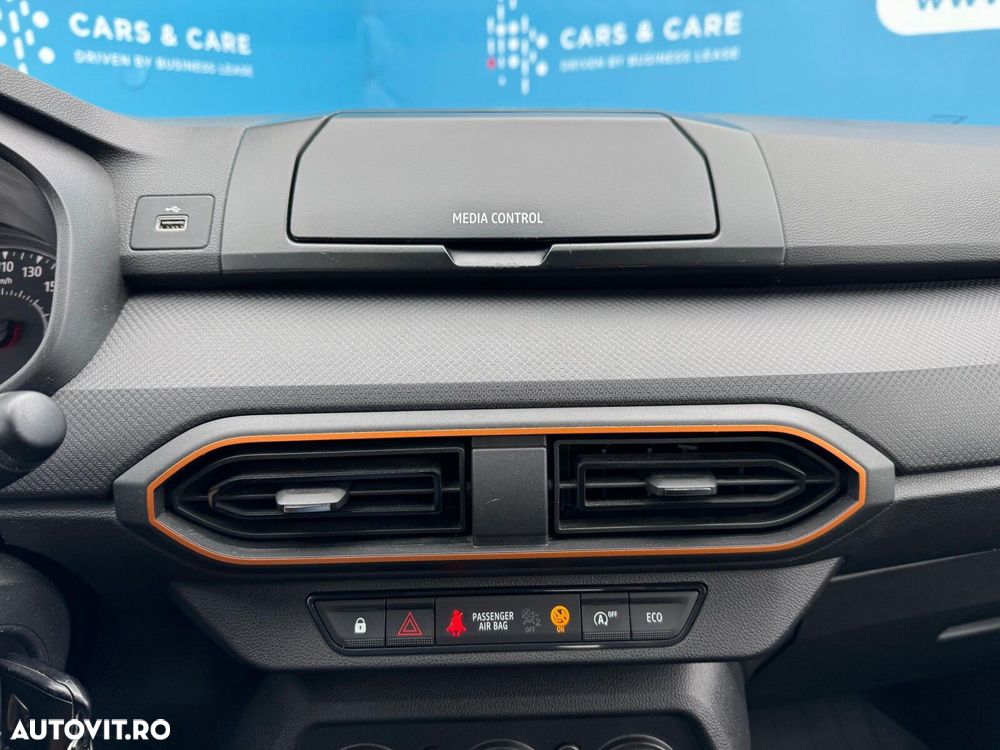 Dacia Sandero - 11