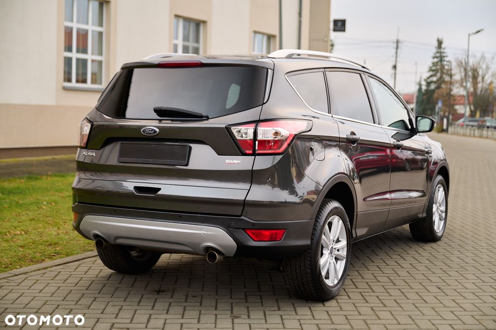 Ford Kuga 1.5 EcoBoost 2x4 Titanium - 11