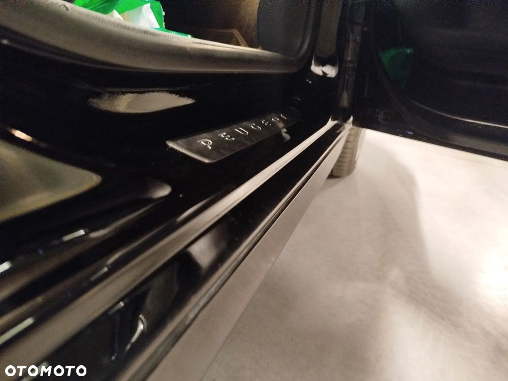 Peugeot 308 PureTech 130 GPF EAT8 Stop & Start Tech Edition - 20