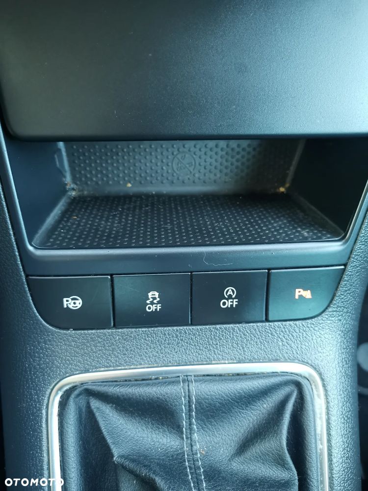 Volkswagen Golf Plus - 22