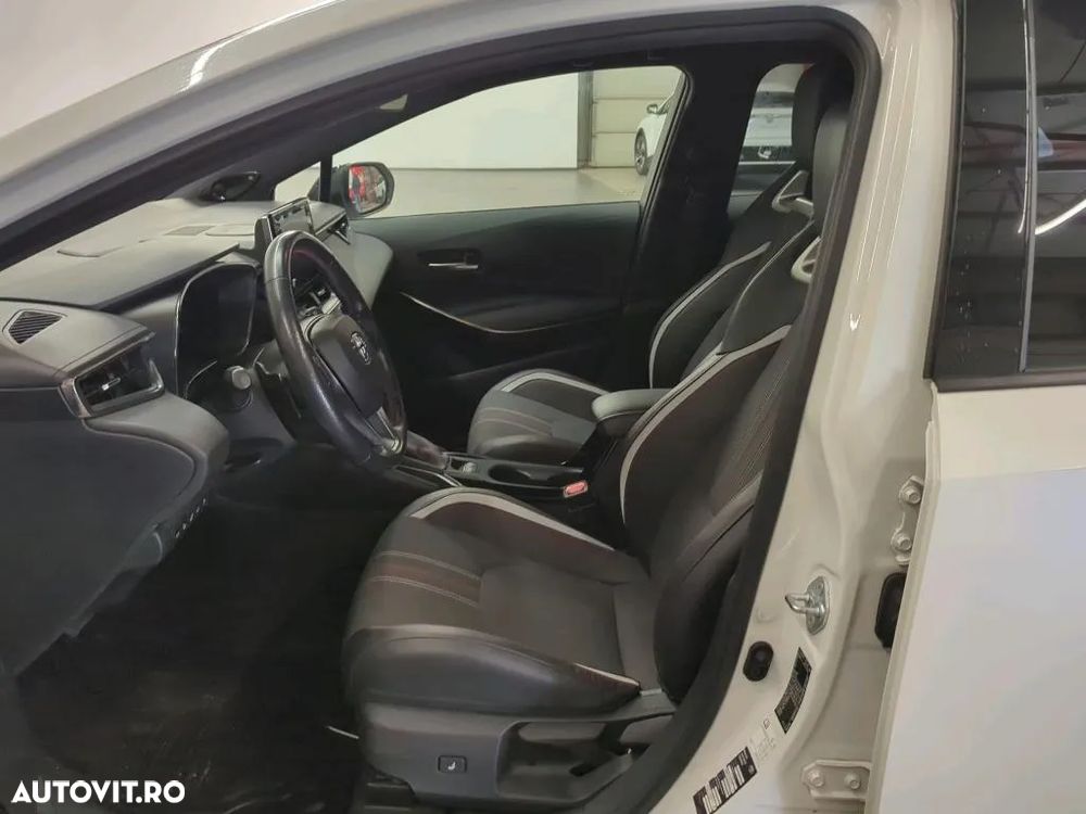 Toyota Corolla - 7
