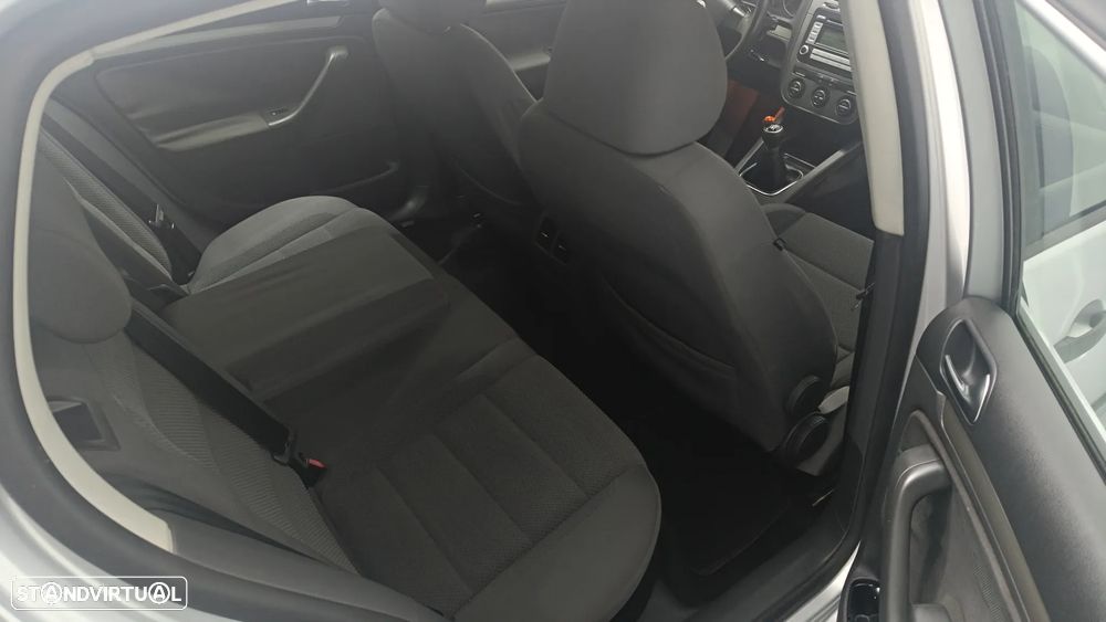 VW Golf 1.9 TDi 6V Confortline - 12