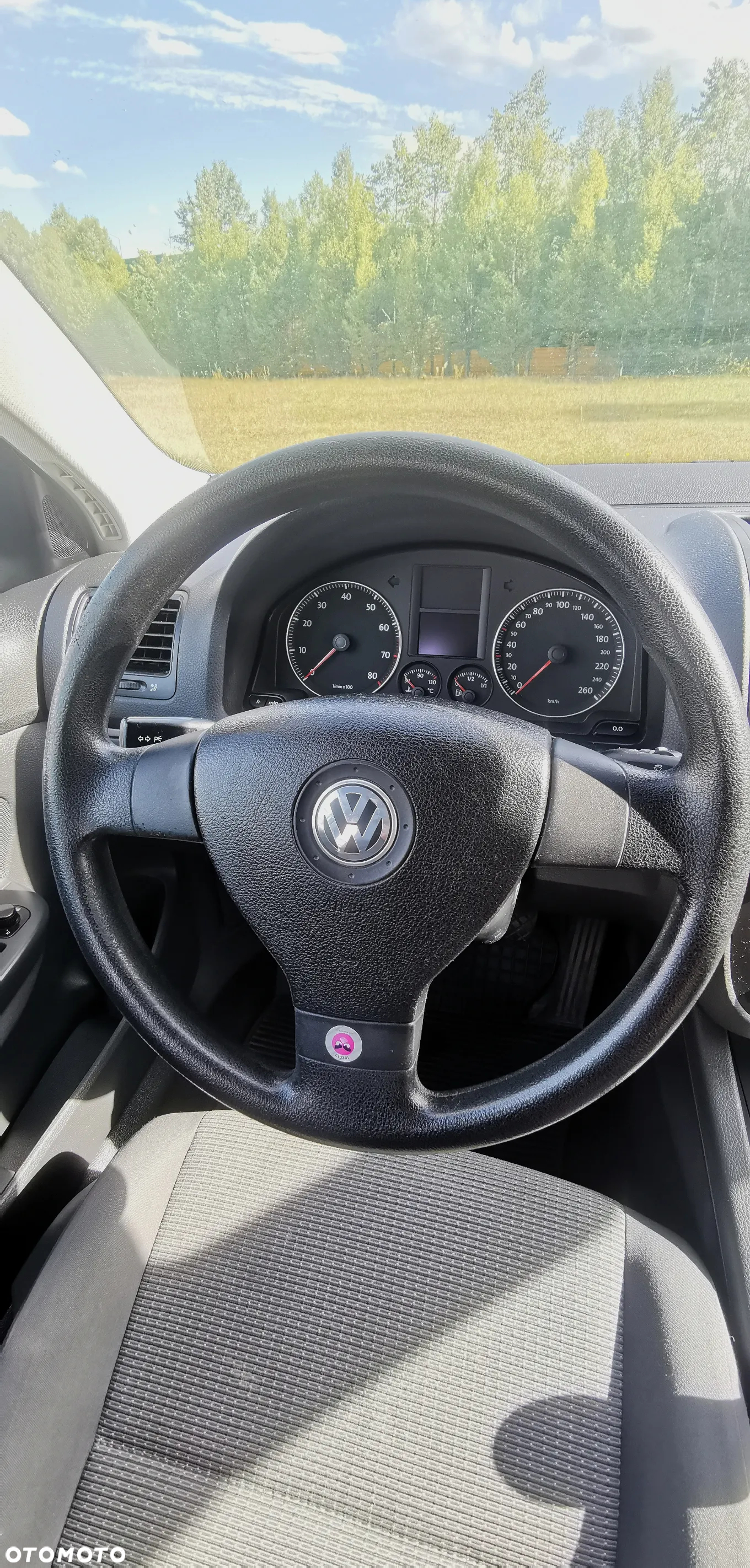 Volkswagen Jetta 1.6 FSI Trendline - 16