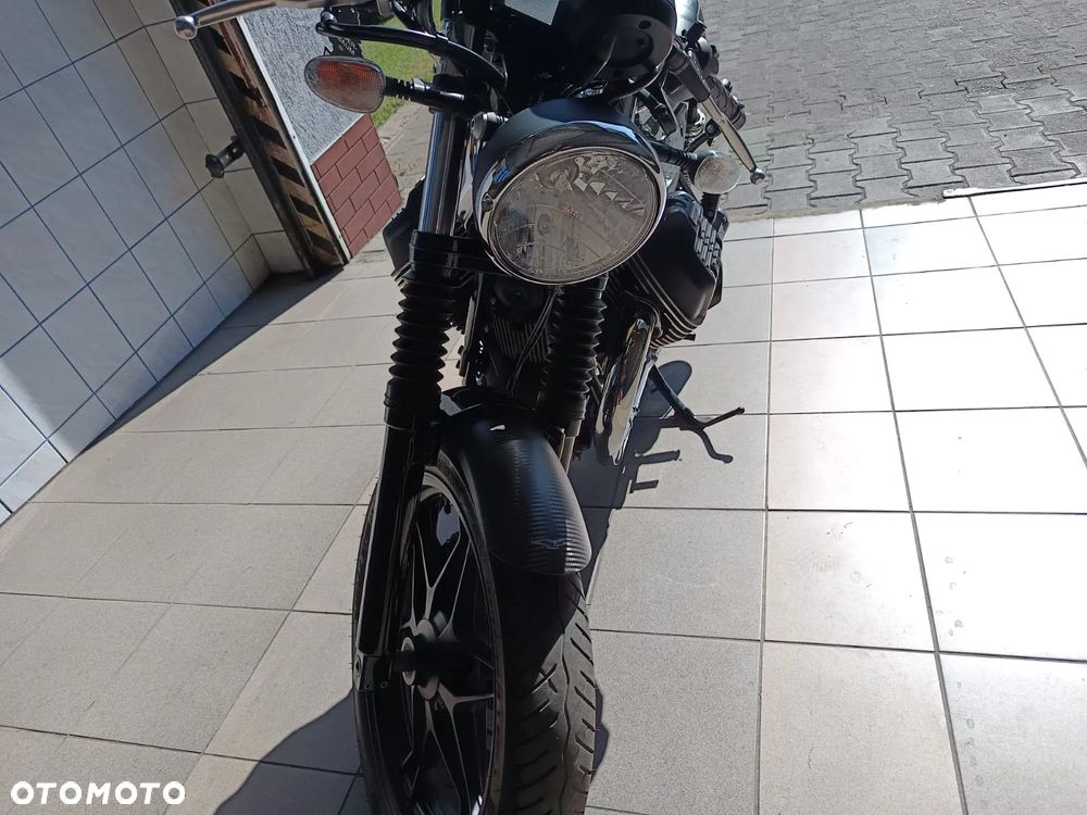 Moto Guzzi V7 - 3