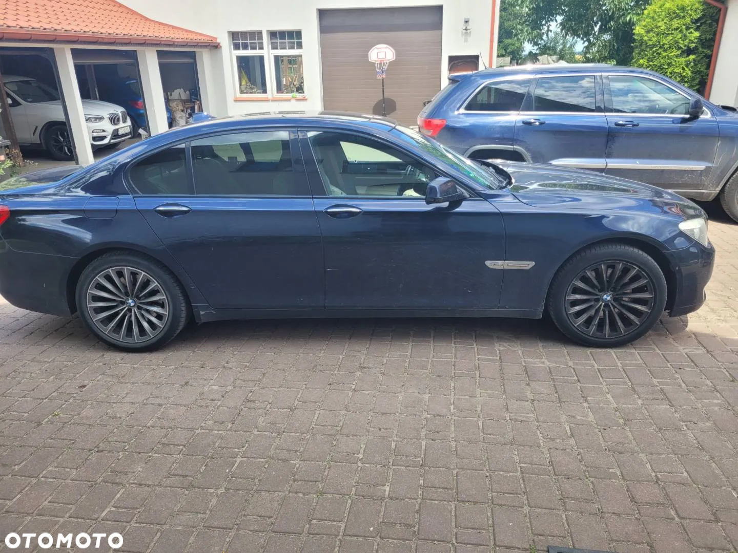 BMW Seria 7 - 8