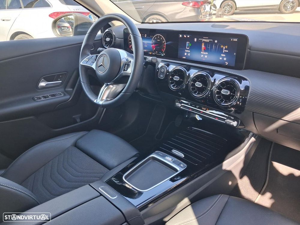 Mercedes-Benz A 200 Standard - 13