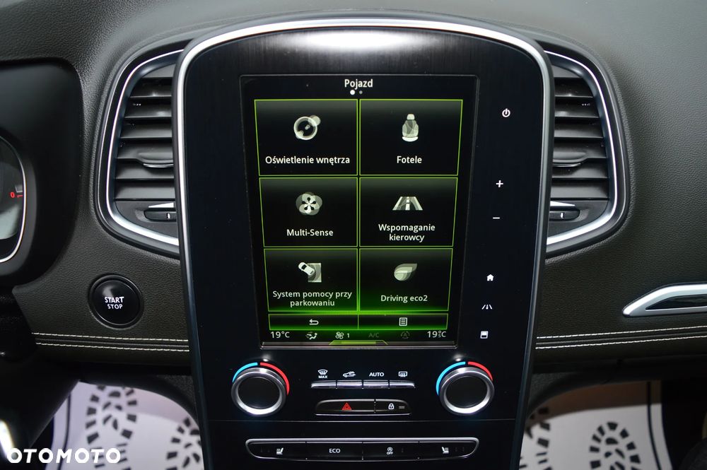 Renault Scenic - 22