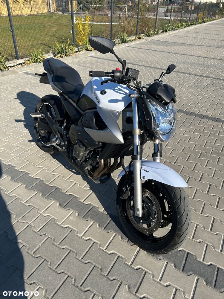 Yamaha XJ - 2