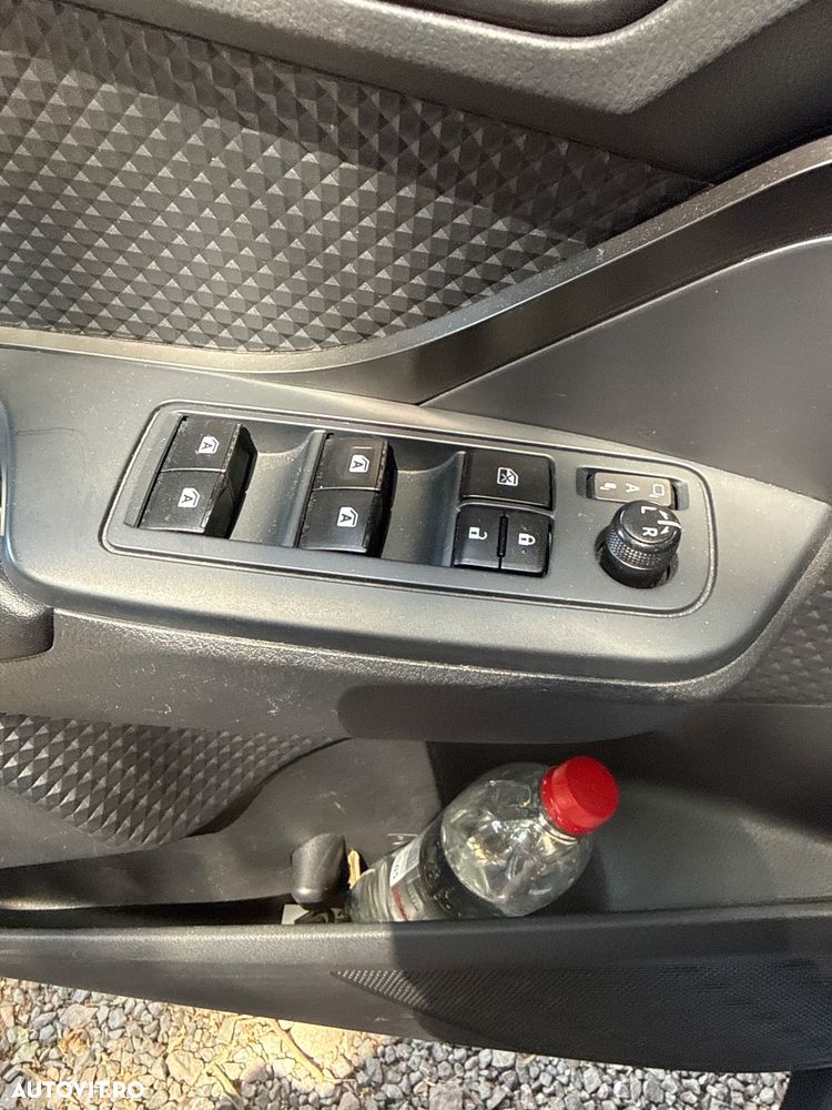Toyota C-HR - 7