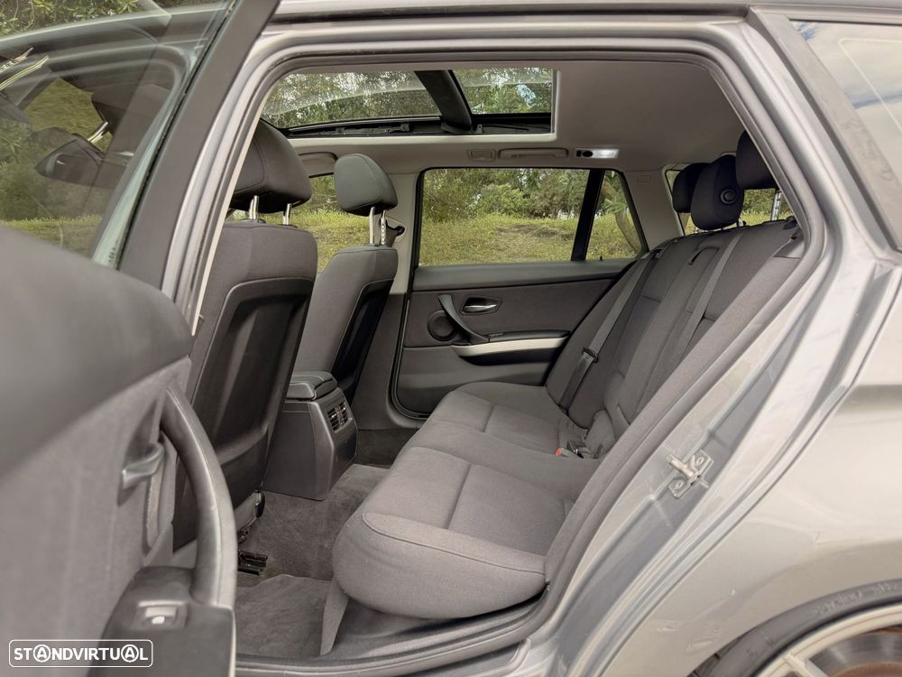 BMW 320 d Navigation - 11