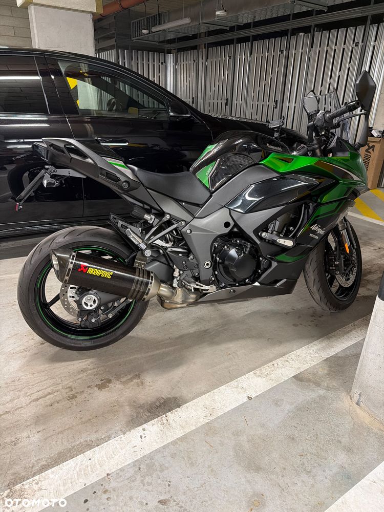 Kawasaki Ninja 1000 SX - 2